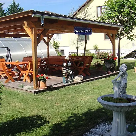 Pensjonat Gaestepension Sport 71 3*