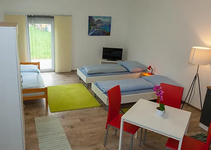 ゲストハウス ゲストペンション シュポート 71 Strasshof an der Nordbahn